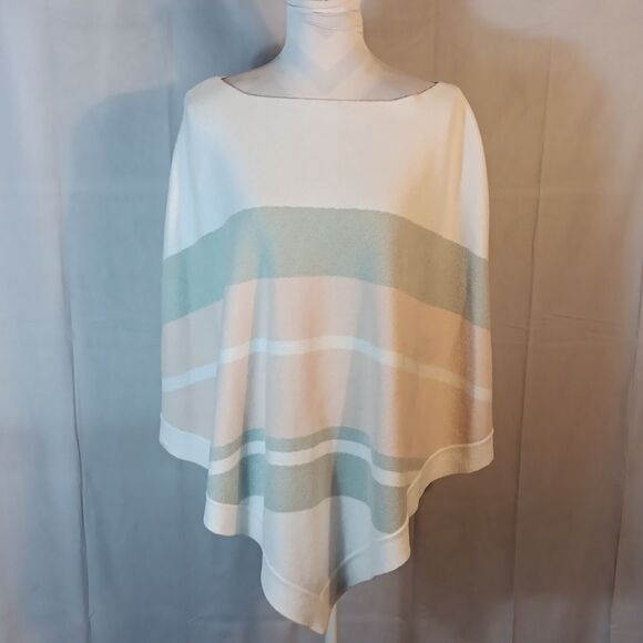 Barefoot Dreams Cozy Chic Ultra Soft Poncho - Picture 1 of 7